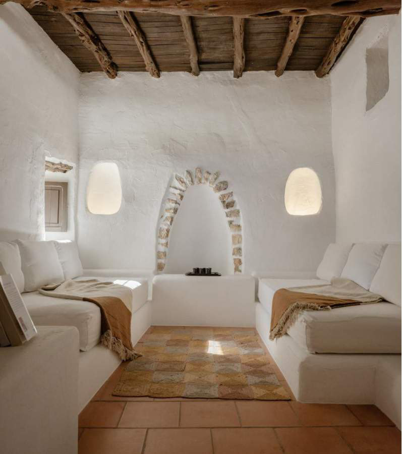 Can Nikita - View 17