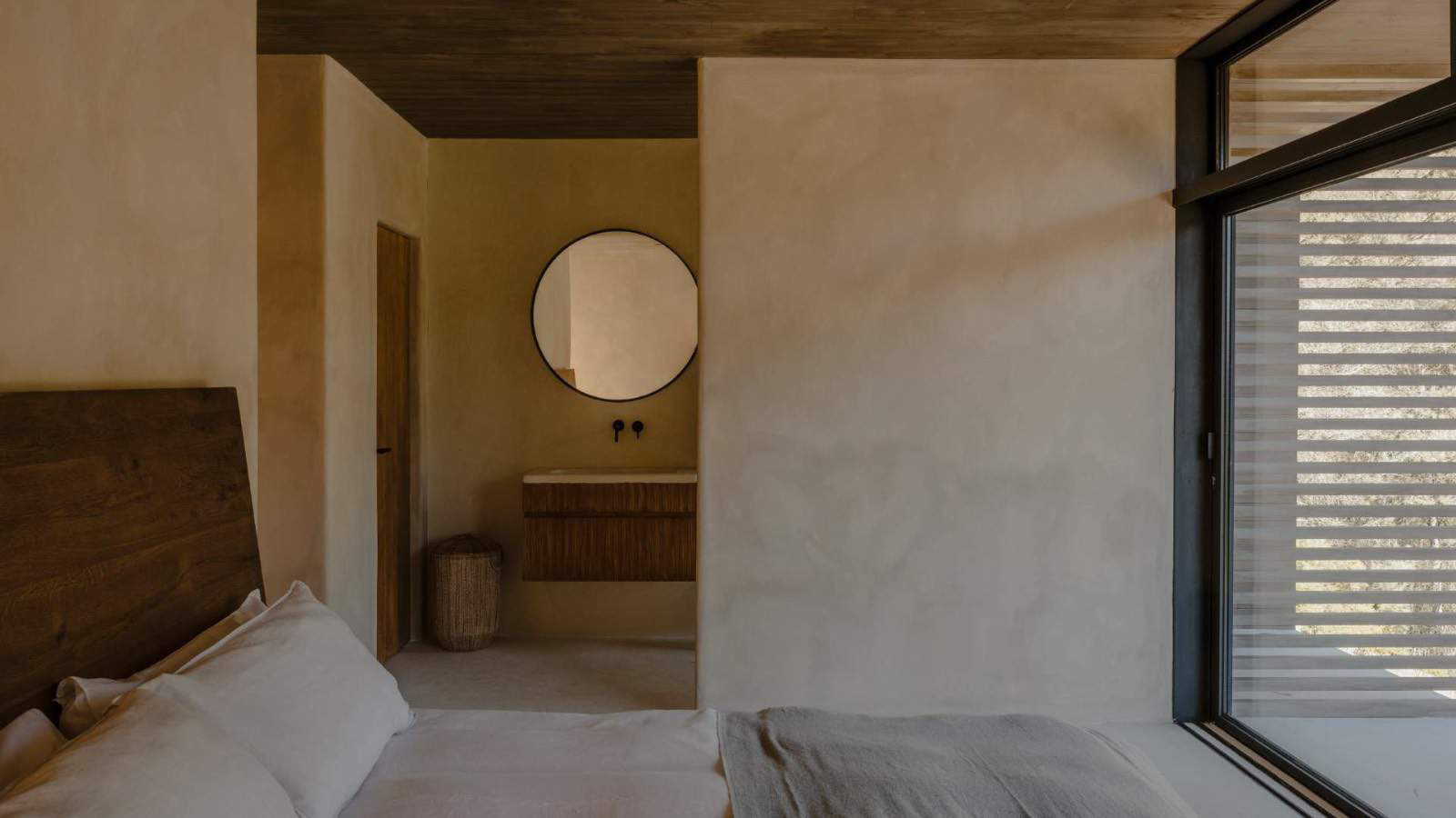 Can Nikita - View 51